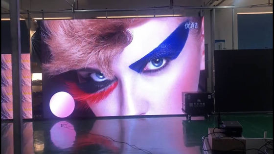 400x300mm Indoor HD LED Display High Definition 1.33mm With Narrow Pixel