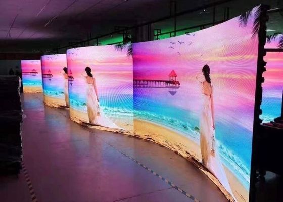 P3.91mm Curved Led Video Wall Wide Viewing Angle For Outdoor Stage Events